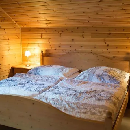 Skihuette Almhuette Tschaneck Casa de Férias Sankt Margarethen im Lungau